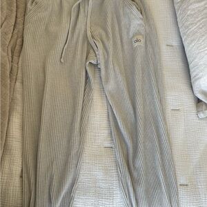 ALO Yoga Gray Ribbed Joggers